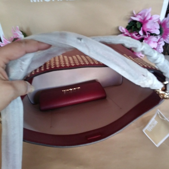 Micheal kors purse shoulder / handbag ONLY - Picture 5 of 6